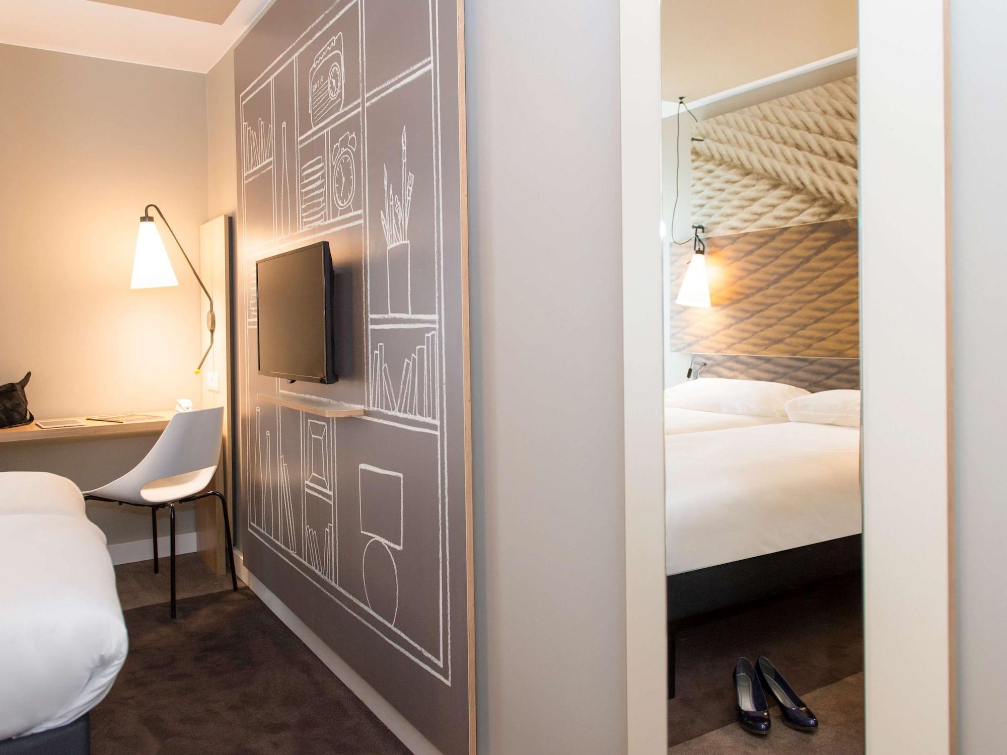 Hotel Ibis Wavre Brussels East Esterno foto