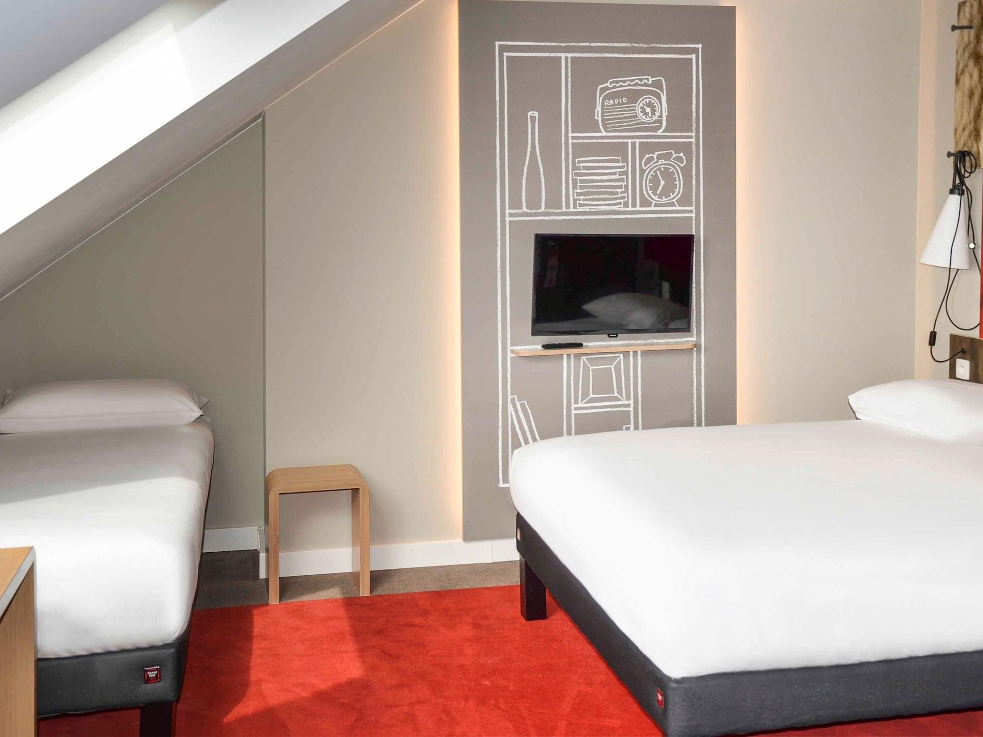 Hotel Ibis Wavre Brussels East Esterno foto