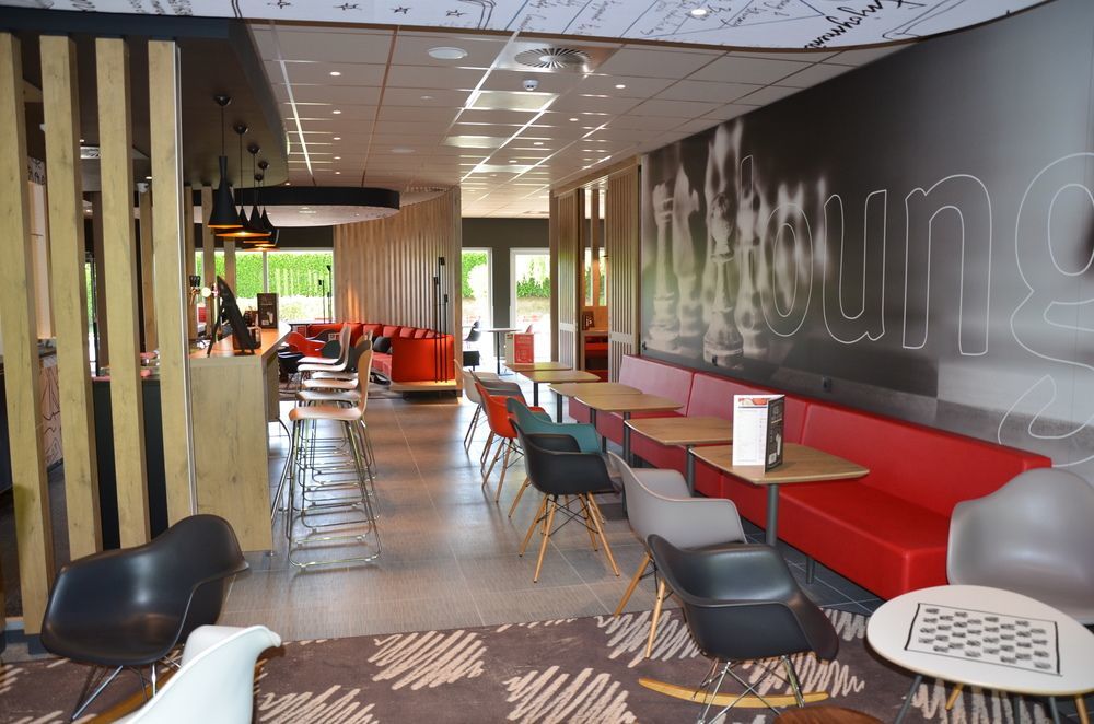Hotel Ibis Wavre Brussels East Esterno foto