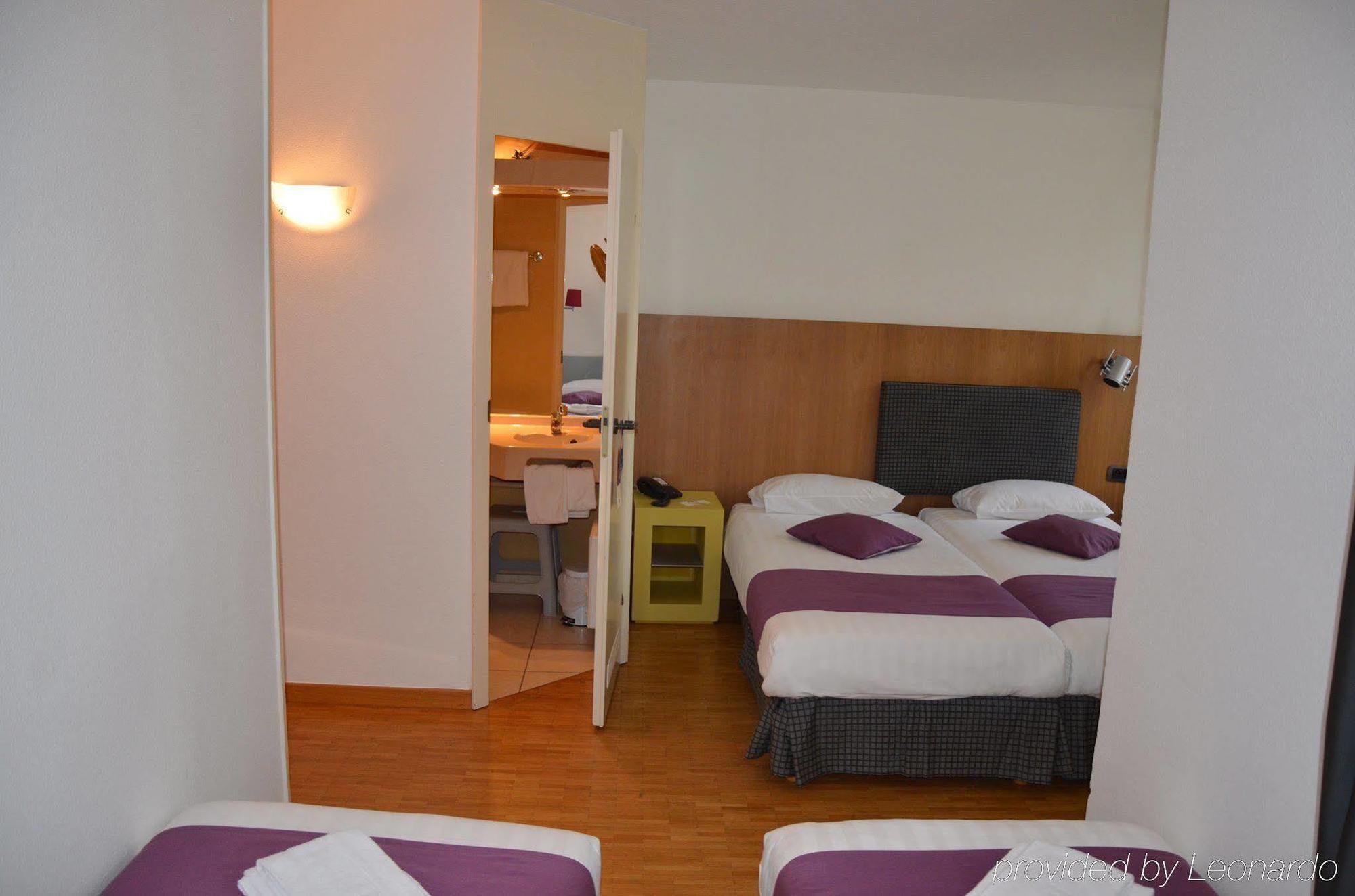 Hotel Ibis Wavre Brussels East Esterno foto
