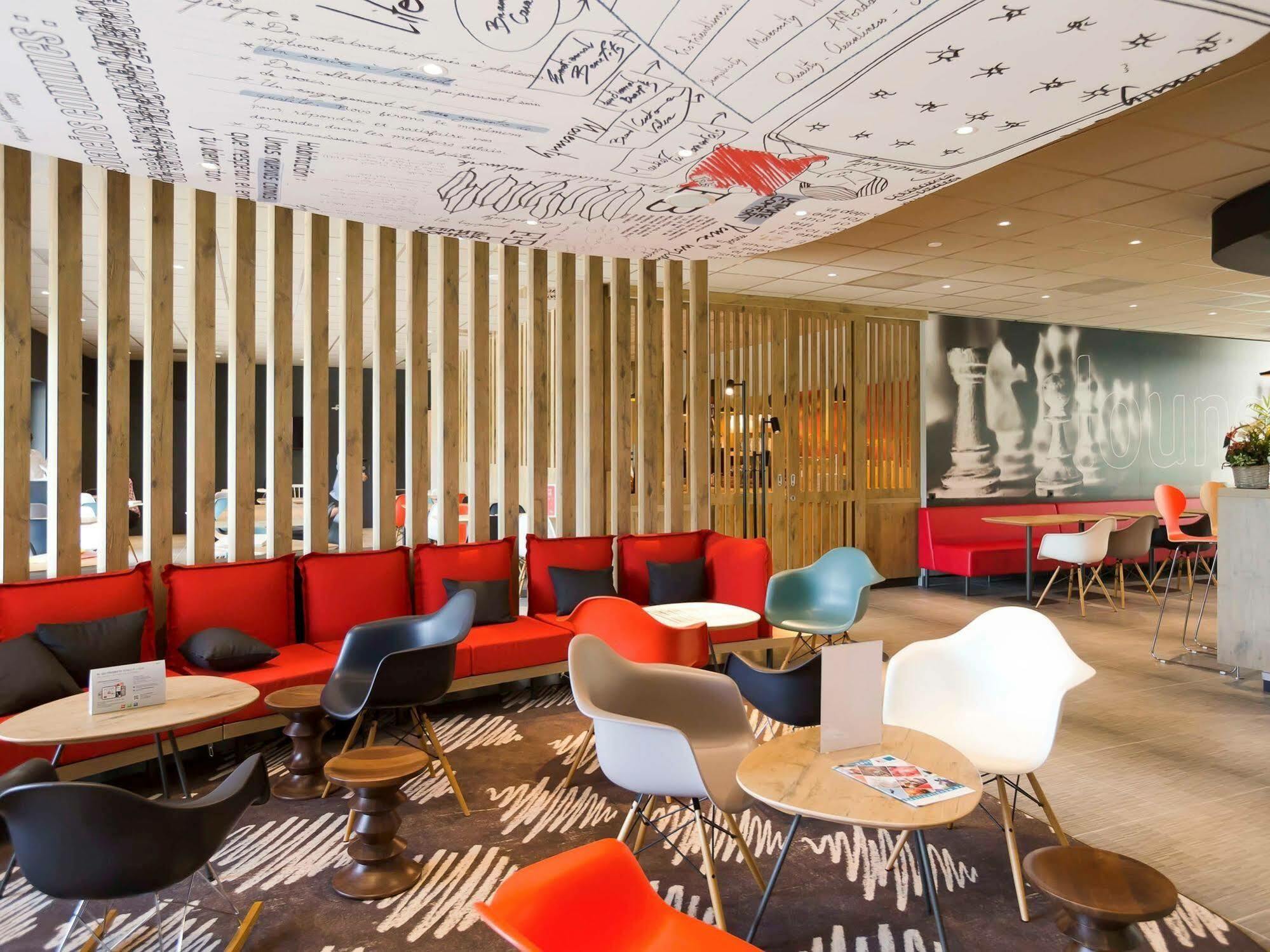 Hotel Ibis Wavre Brussels East Esterno foto