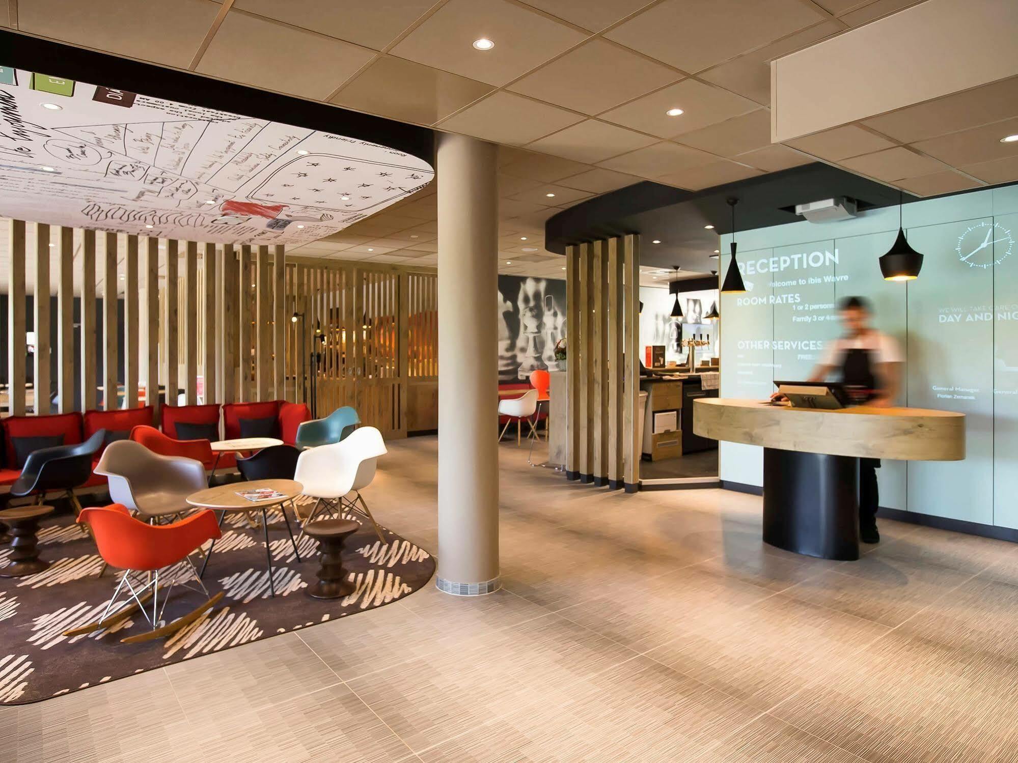 Hotel Ibis Wavre Brussels East Esterno foto